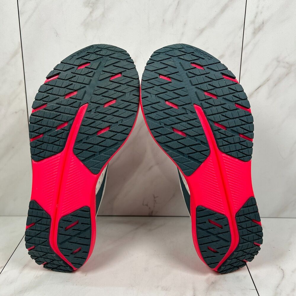Brooks Women's White and Hot Pink Athletic Running Shoes - Picture 6 of 8